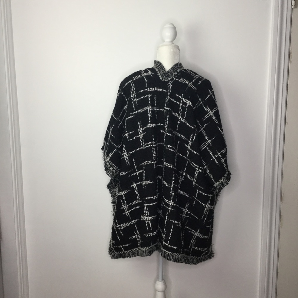 Lulla Ruana Poncho NEW - Picture 3 of 5